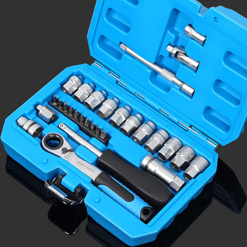 29-Piece Ratchet Socket Wrench Kit Image 1