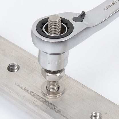 29-Piece Ratchet Socket Wrench Kit Image 3